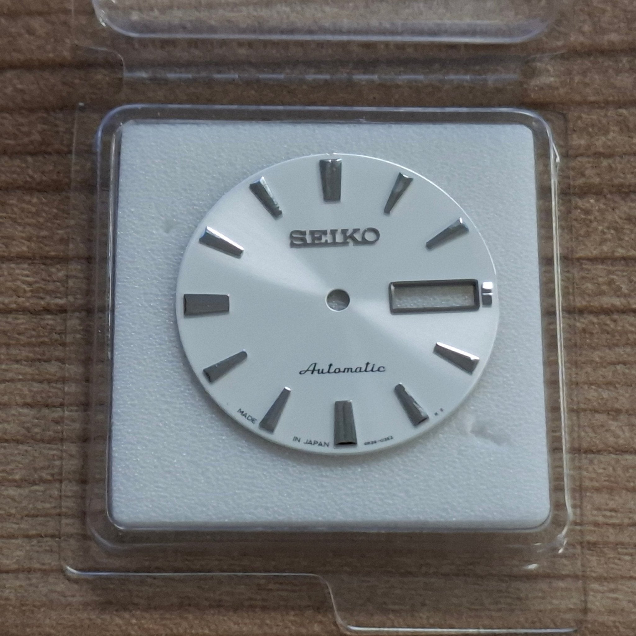 Seiko Dial for SRP527J1 / SARY055 - 4R36-03H0 Silver - Buy Now