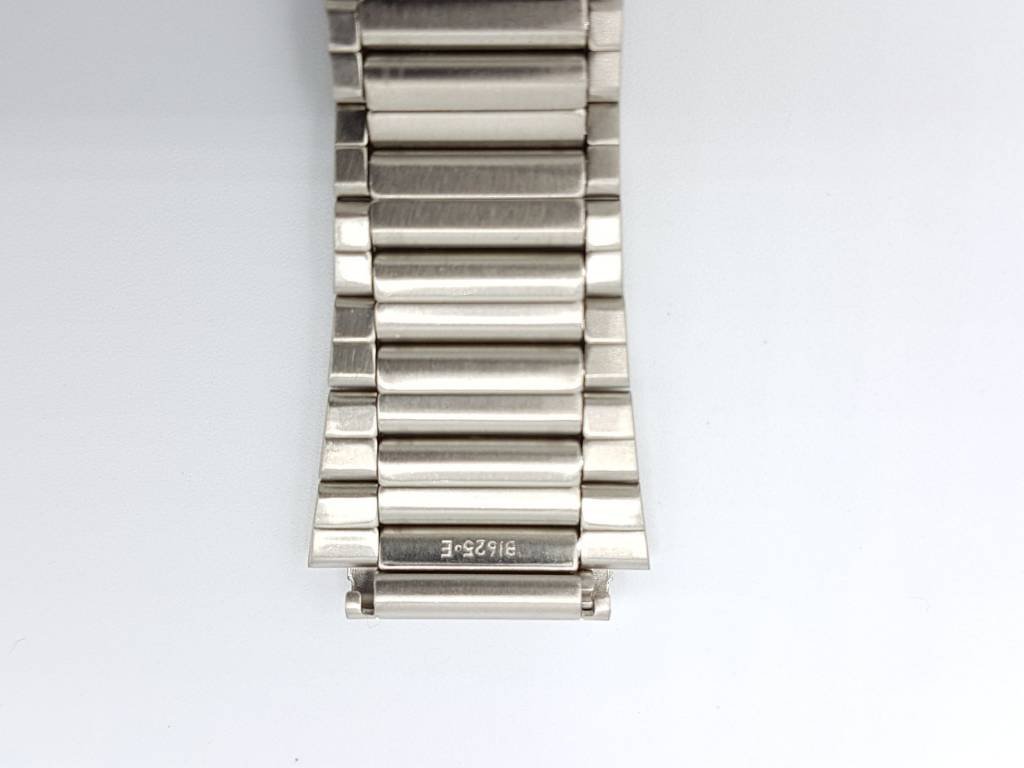 Seiko SQ Sports 150 5H23 - 6370 Watch Band 8S23 - 6110 Stainless Steel Bracelet 18mm - Watch Plaza