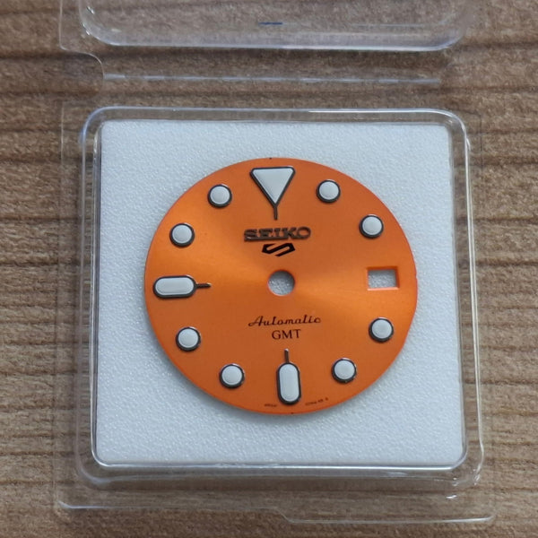 Seiko 4R3400A4XY1Z Dial SSK005 - 4R34 - 00A0 5 Sports Orange - WatchPlaza