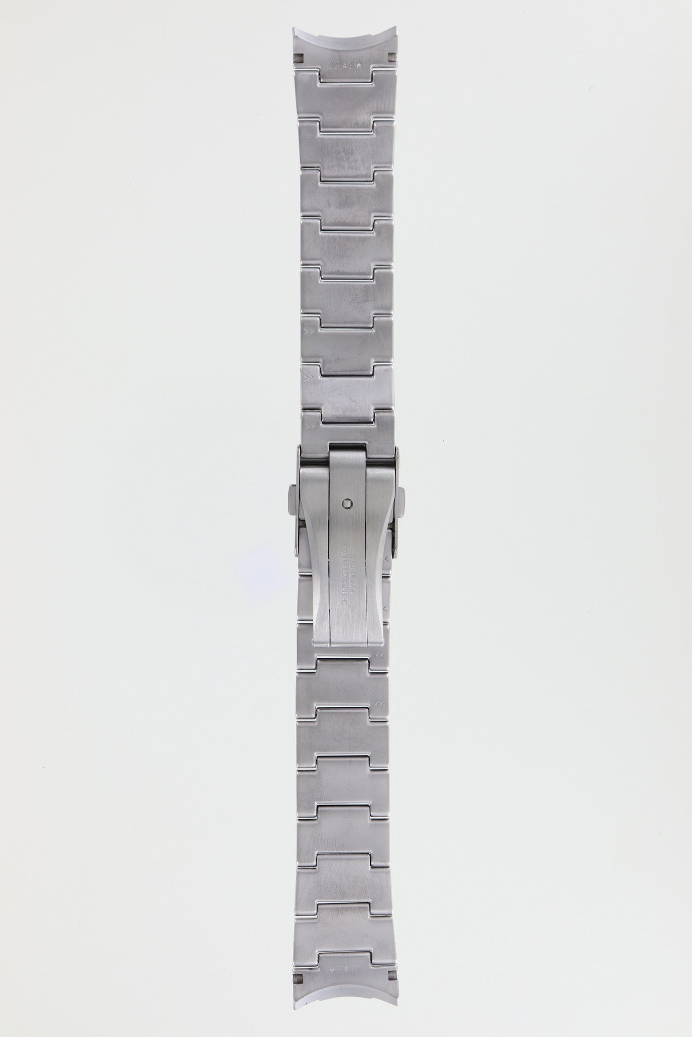 Seiko 7B22 - 0BH0, 7B24 - 0AB0, 7B24 - 0AC0 & 7B42 - 0AM0 Radio Wave Control Watch Band D3E4ME - Watch Plaza