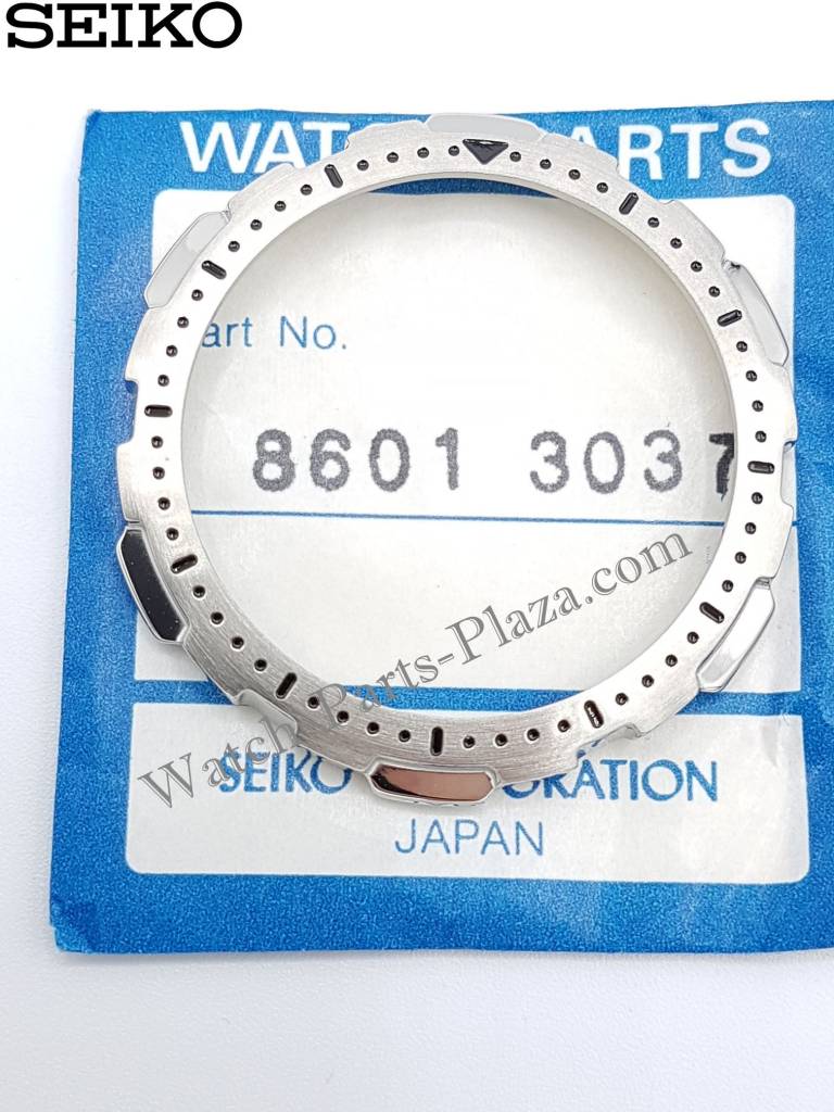 SEIKO SPORTS 150 ROTATING BEZEL 7T32 6B70 ORIGINAL 7T32 - 6C20 8601 3037 - Watch Plaza