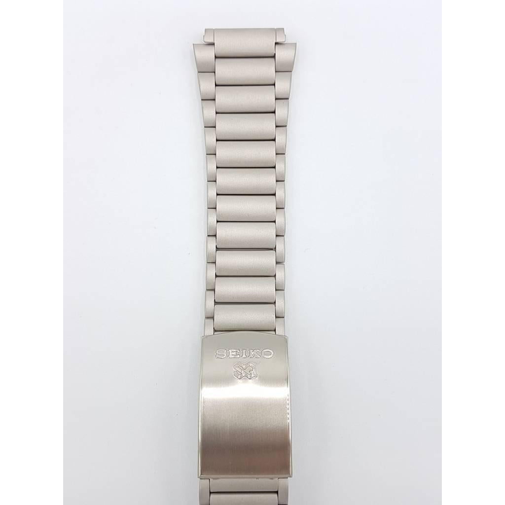 Seiko SQ Sports 150 5H23 - 6370 Watch Band 8S23 - 6110 Stainless Steel Bracelet 18mm - Watch Plaza